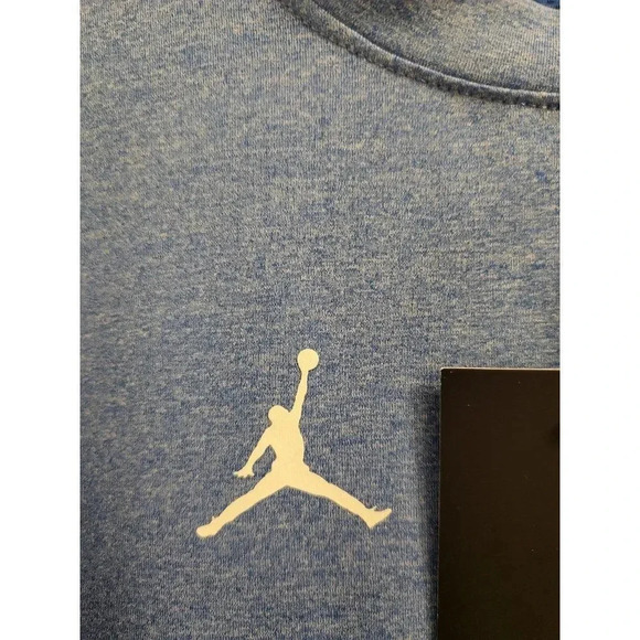 NIKE JORDAN TRAINING SHIRT MENS SIZE XS - Picture 3 of 7
